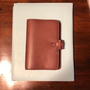 Vtg FiloFax 95’ brown leather organizer 7.5’x5’